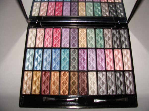 Sombras Jasmyme 3D com 36 Cores